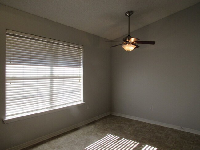 Foto del edificio - Four bedroom home in Gulf Breeze!