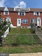Building Photo - 153 Madison Dr