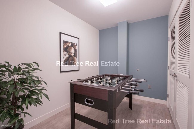 Foto del edificio - 900 Beacon St