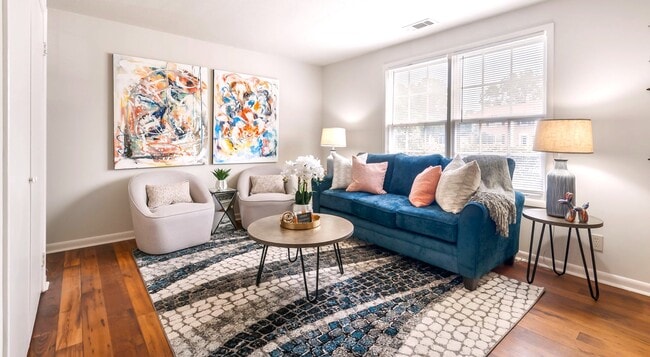 Foto del edificio - Waterford Square Apartment Homes