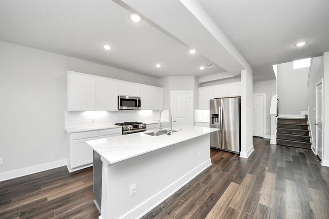 Building Photo - 10530 Moon Vly Ln