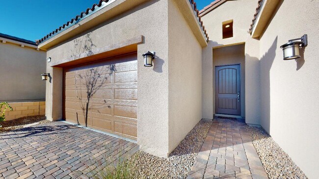 Building Photo - 10154 Millholm Ave