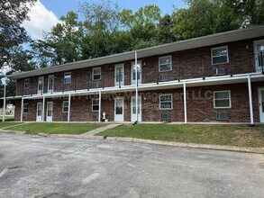 Building Photo - 5820 Sanford Rd