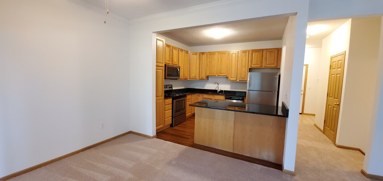 Primary Photo - 5128 Lincoln Dr