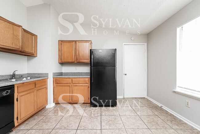Foto del edificio - Lease today! No extra charge for contentme...