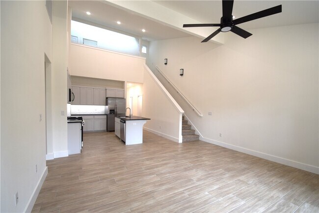 Building Photo - 668 Sun Meadows Loop