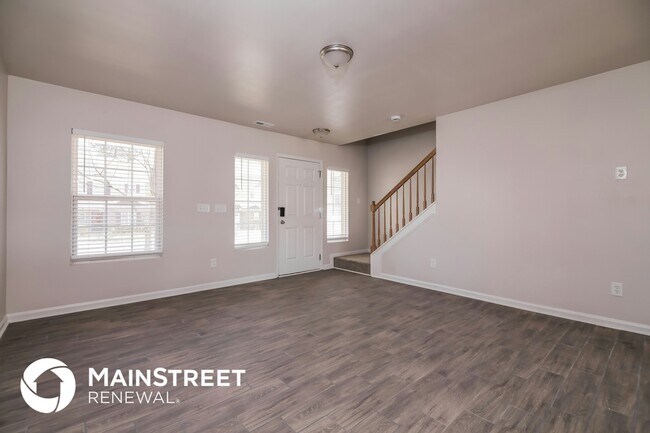 Foto del edificio - 3716 Tryon Ridge Dr