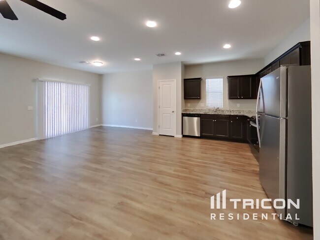 Foto del edificio - 33598 N Draba Ln