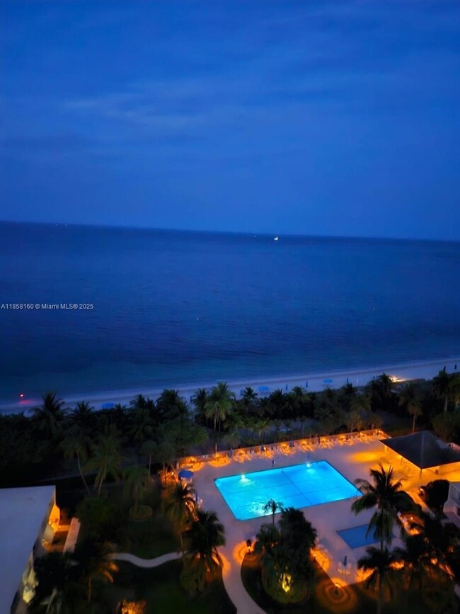 Building Photo - 881 Ocean Dr