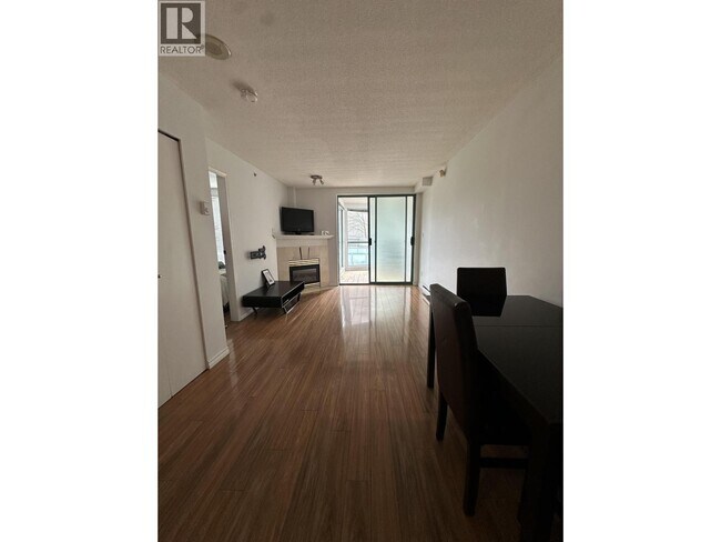 Photo du bâtiment - 939 Homer St