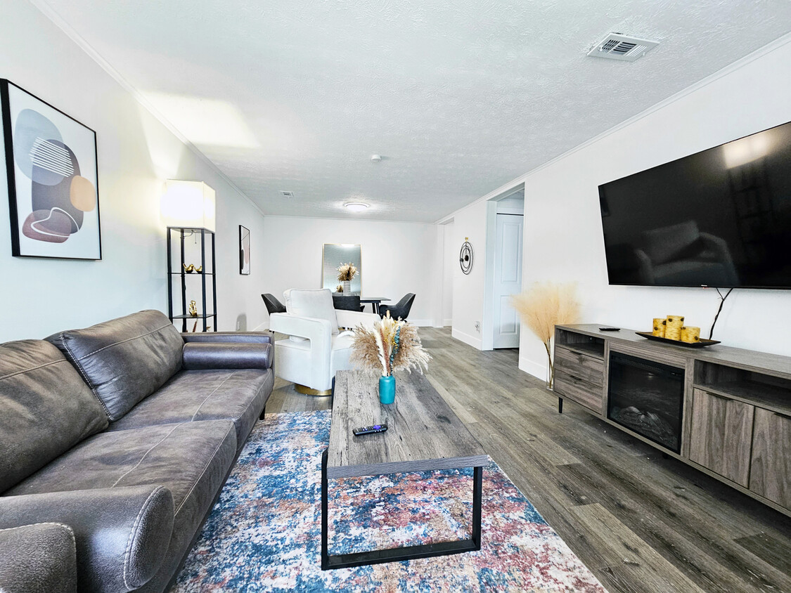 Foto principal - Newly Renovated Apartments in Columbus, OH!