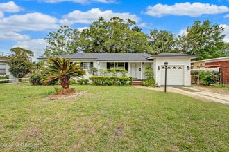 Building Photo - 6418 Terry Parker Dr N