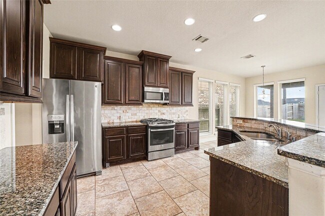 Building Photo - 2310 Falcon Brook Dr