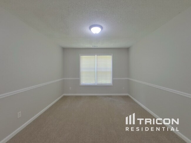 Foto del edificio - 4736 Browns Mill Ferry Rd