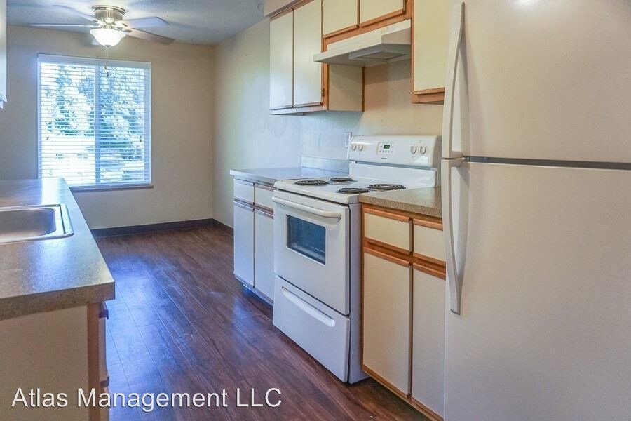 Foto principal - 3872-3886 Liberty Rd S