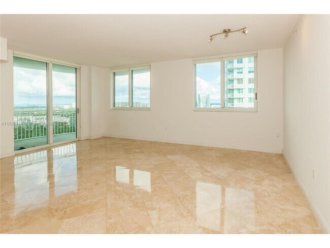 Building Photo - 1745 E Hallandale Beach Blvd