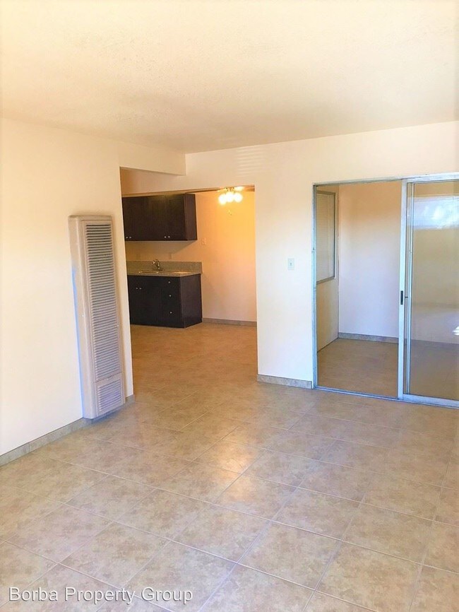 Building Photo - 2105 E Banyan Dr