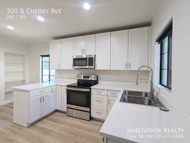 Building Photo - Gorgeous 2 bed/1 bath University, Renovate...