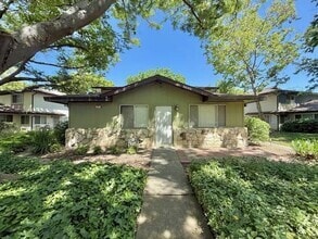 Building Photo - 1811 Donner Ave