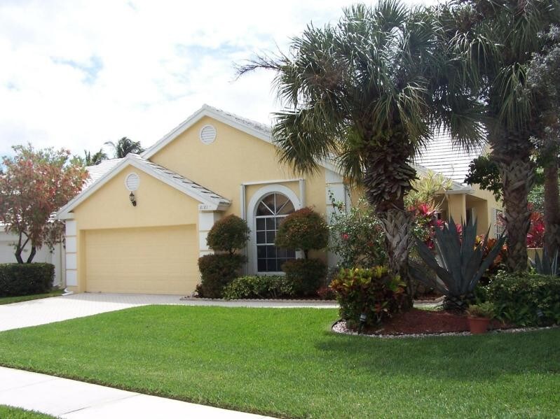 Foto principal - 8181 Horseshoe Bay Rd