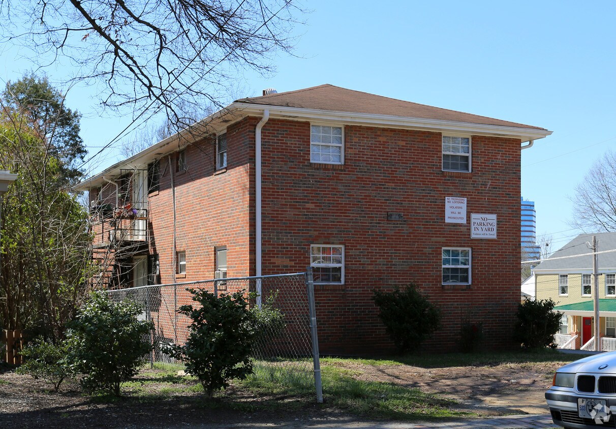 Foto del edificio - 219 W Geer St
