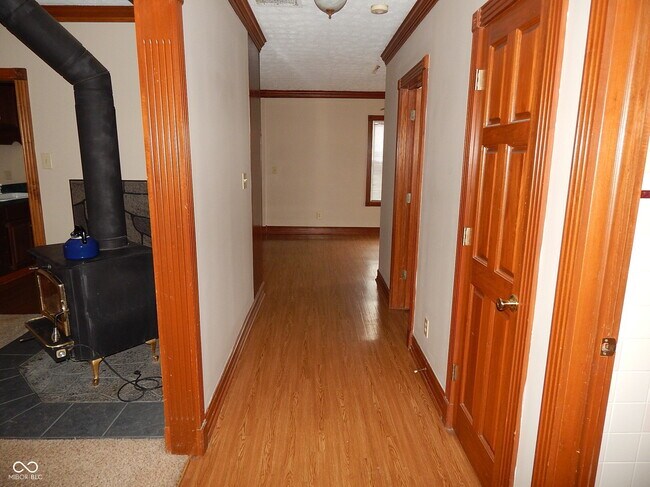 Foto del edificio - 1402 S Franklin Rd