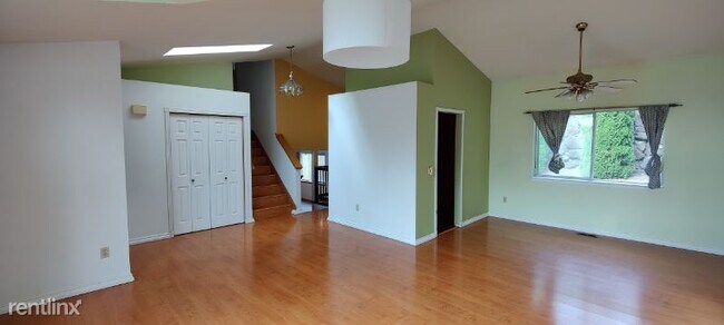 Foto del edificio - 4 br, 2 bath House - 12614 SE 223rd Dr