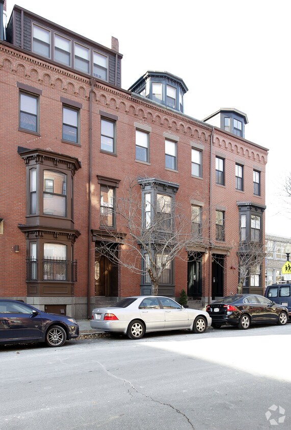 36 Worcester St, Roxbury, MA 02118 Apartments in Roxbury, MA