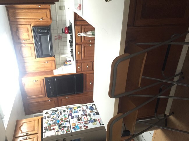 Cocina 1 - 280 E Blaine St