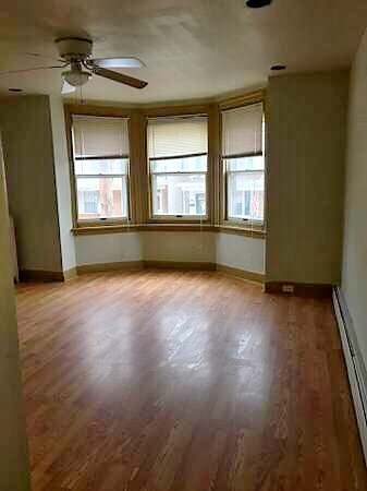 Foto principal - 259 Roxborough Ave