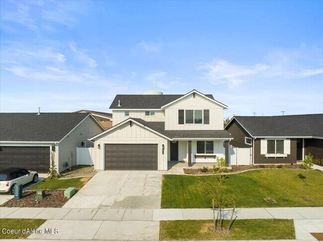 Foto del edificio - Beautiful Home in Fox Tail!