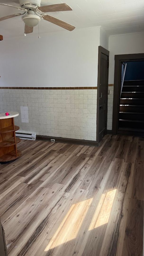 Foto del edificio - 608 N Croton Ave