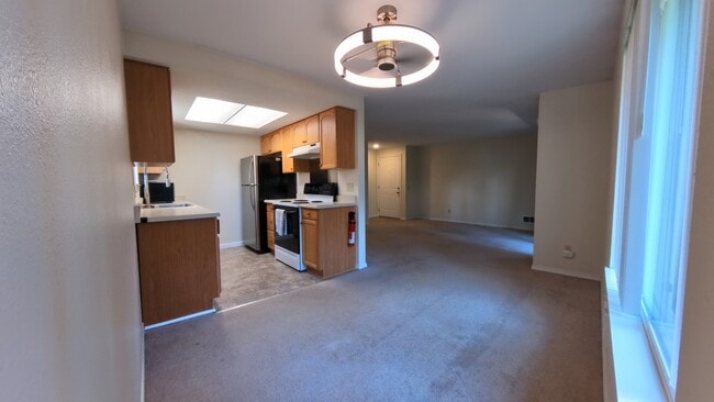 Building Photo - 20816 74th Ave W
