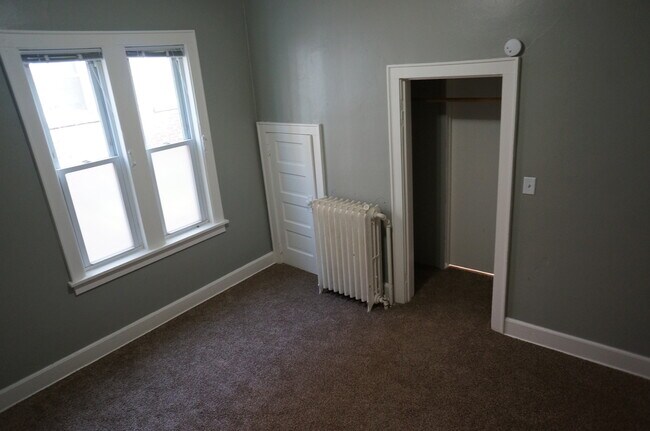 Foto del edificio - 1127 E 3rd St