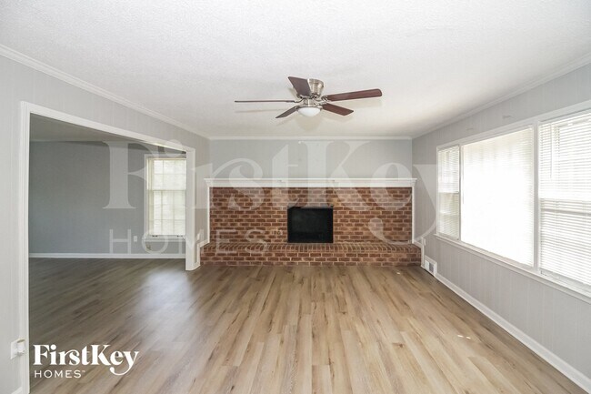 Foto del edificio - 3066 Circle Gate Dr