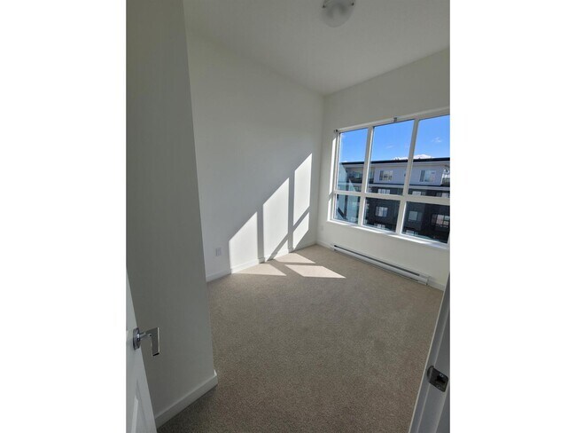 Building Photo - 8509-8158 158 St