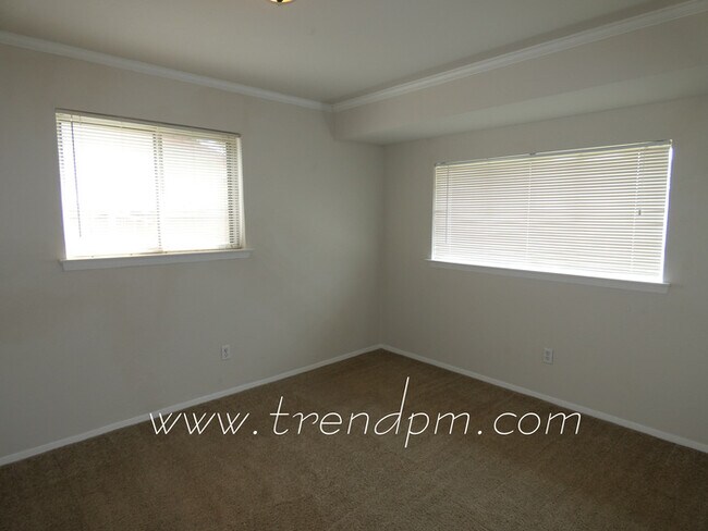 Foto del edificio - 951 Easy St