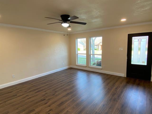 Foto del edificio - 741 Middle Cove Dr