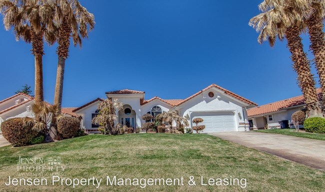 Building Photo - 150 S Crystal Lakes Dr