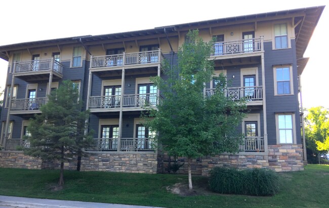 Foto del edificio - 705 W Douglas St