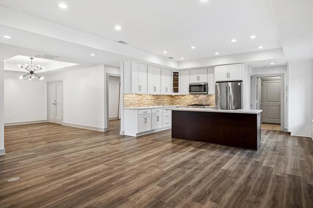 Foto del edificio - 5815 Orchid Ln