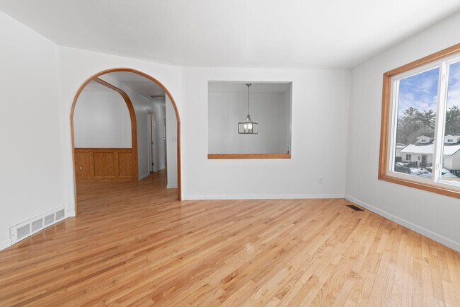 Foto del edificio - 655 Ferndale Ave