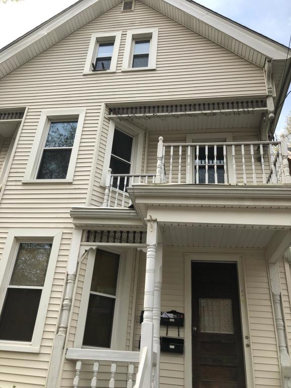 Primary Photo - 54 Lawrence St