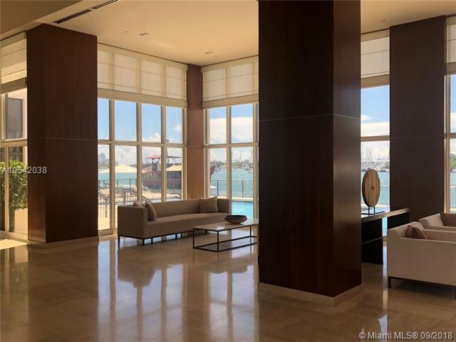 Foto del edificio - 1000 Venetian Way