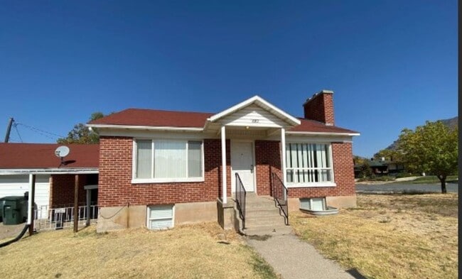 Foto del edificio - 28th Duplex