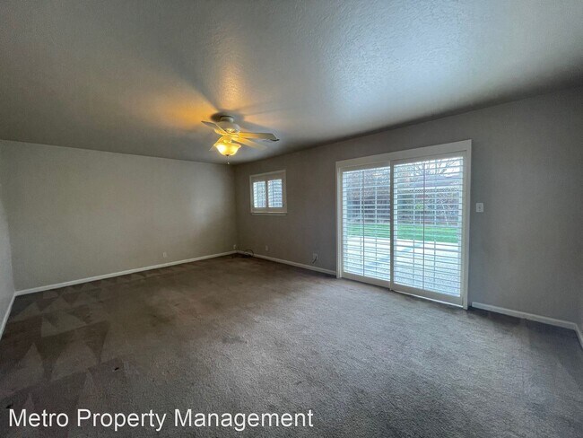 Building Photo - 3 br, 2 bath House - 5023 Paseo Olivos