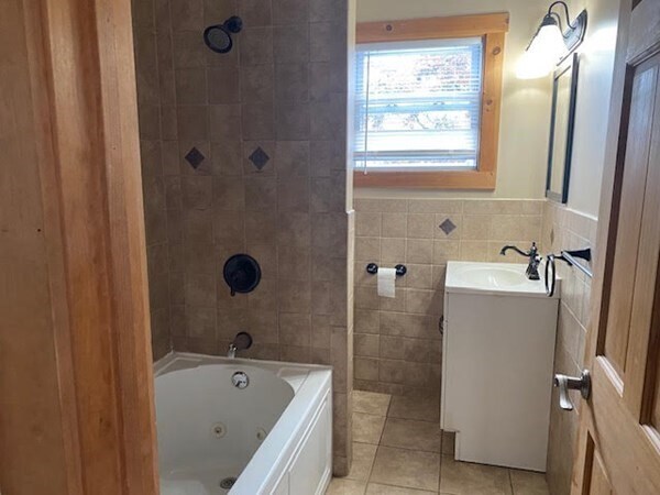 Foto del edificio - 596 Aetna St