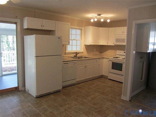 Foto del edificio - 2270 Greenfield Dr