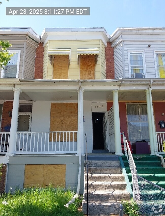 Building Photo - 3208 W Belvedere Ave
