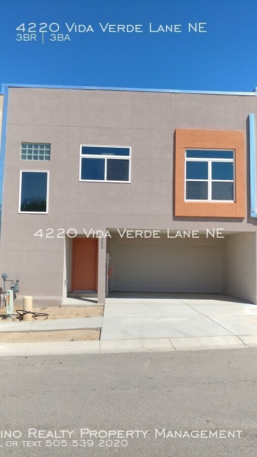 Foto del edificio - 4220 Vida Verde Ln NE